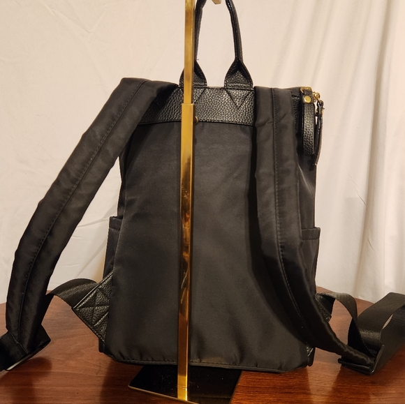 Tutilo New York Back pack main image 9